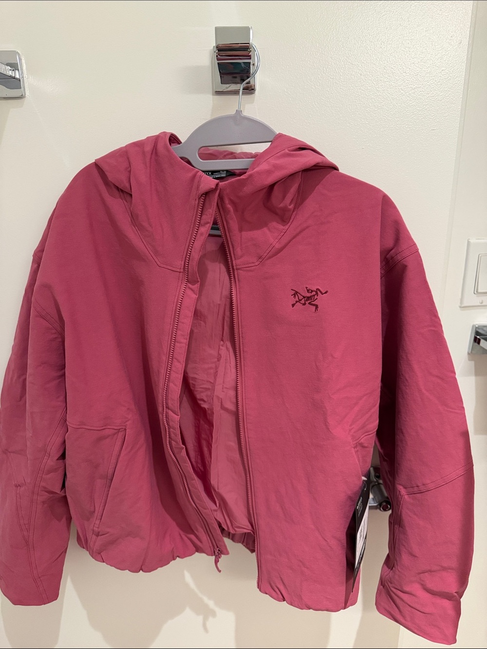 NWT Arc'teryx Clarkia AR Insulated Hoody Women Size Medium Color Light Renegade